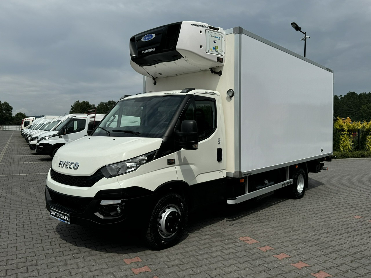Iveco Daily 70C17 Mroźnia Agregat Carrier Supra 750 10-Palet + Winda - Utilitaire frigorifique: photos 3 Iveco Daily 70C17 Mroźnia Agregat Carrier Supra 750 10-Palet + Winda - Utilitaire frigorifique: photos 3