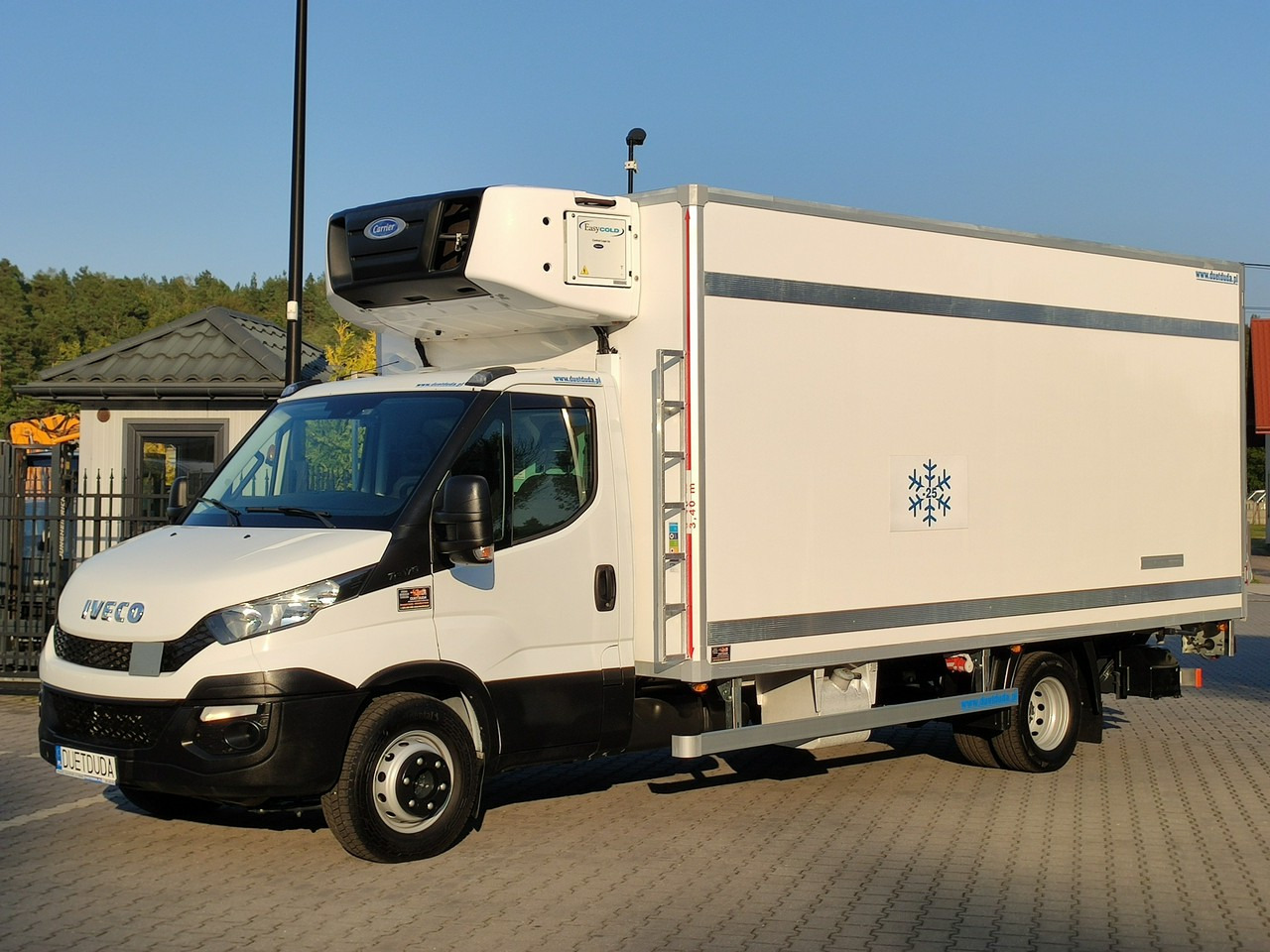 Iveco Daily 70C17 Mroźnia Ściana Grodziowa Multitemperatura - Utilitaire frigorifique: photos 4 Iveco Daily 70C17 Mroźnia Ściana Grodziowa Multitemperatura - Utilitaire frigorifique: photos 4