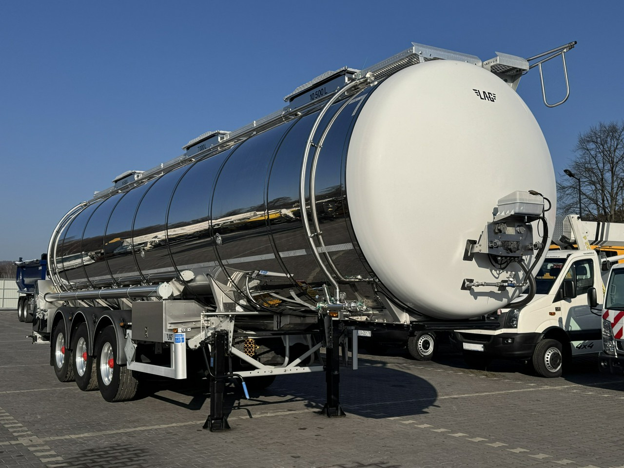 Lag Spożywcza Magyar Izolowana Webasto Pompa Elektryczna do Zrzutu - Semi-remorque citerne: photos 4 Lag Spożywcza Magyar Izolowana Webasto Pompa Elektryczna do Zrzutu - Semi-remorque citerne: photos 4