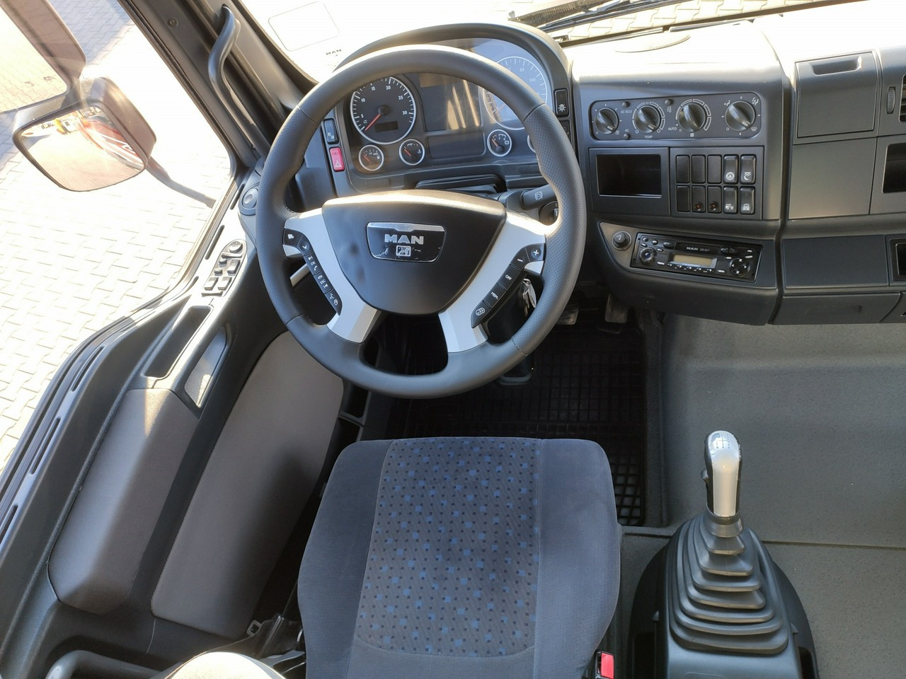 MAN Man 26.440 6x4 HDS HIAB 166 B-3 DUO Wywrotka Meiller 2-stronna en crédit-bail MAN Man 26.440 6x4 HDS HIAB 166 B-3 DUO Wywrotka Meiller 2-stronna: photos 28