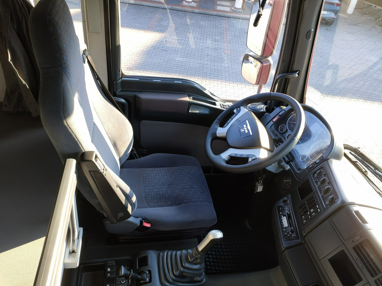 MAN Man 26.440 6x4 HDS HIAB 166 B-3 DUO Wywrotka Meiller 2-stronna en crédit-bail MAN Man 26.440 6x4 HDS HIAB 166 B-3 DUO Wywrotka Meiller 2-stronna: photos 29