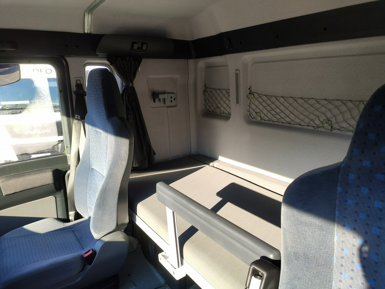 MAN Man 26.440 6x4 HDS HIAB 166 B-3 DUO Wywrotka Meiller 2-stronna en crédit-bail MAN Man 26.440 6x4 HDS HIAB 166 B-3 DUO Wywrotka Meiller 2-stronna: photos 38