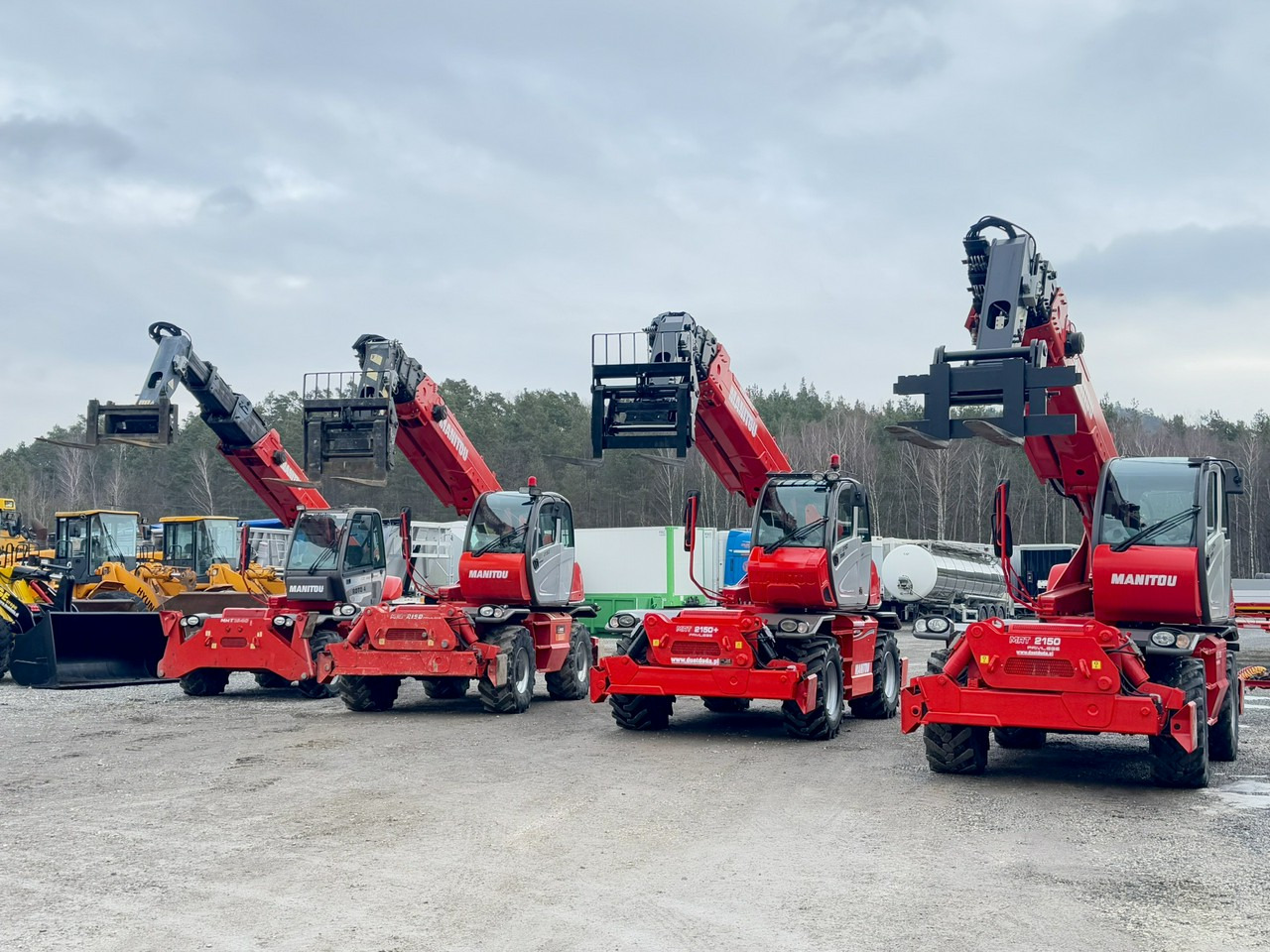 Manitou MRT 2150 ROTO Ładowarka Teleskopowa Obrotowa 2550 - Chariot télescopique: photos 1 Manitou MRT 2150 ROTO Ładowarka Teleskopowa Obrotowa 2550 - Chariot télescopique: photos 1