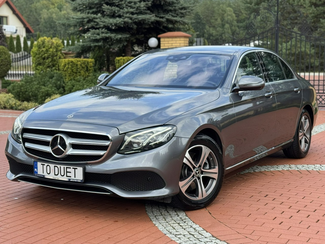 Mercedes E 220 - Berline: photos 3 Mercedes E 220 - Berline: photos 3