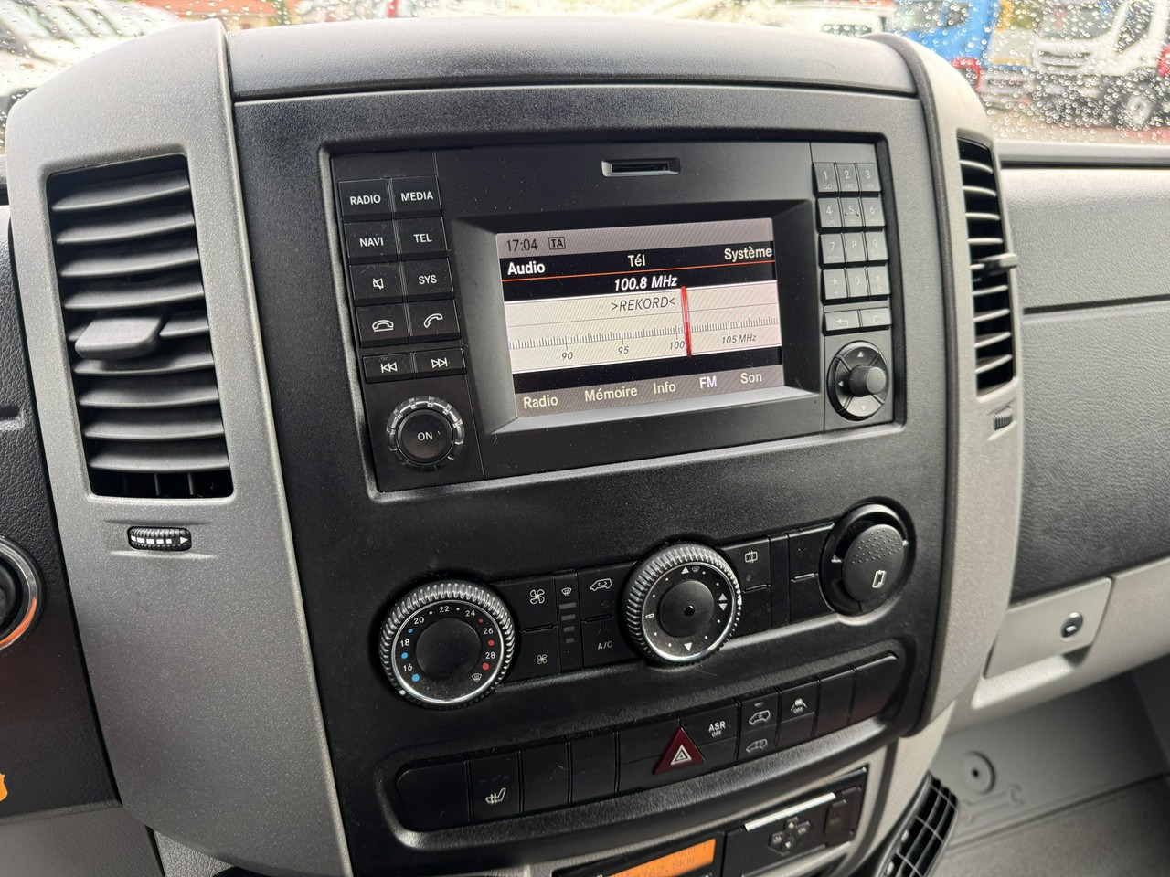 Camion avec nacelle Mercedes Sprinter Zwyżka Podnośnik Koszowy KLUBB K42P UDT WUMAG GSR: photos 35 Camion avec nacelle Mercedes Sprinter Zwyżka Podnośnik Koszowy KLUBB K42P UDT WUMAG GSR: photos 35