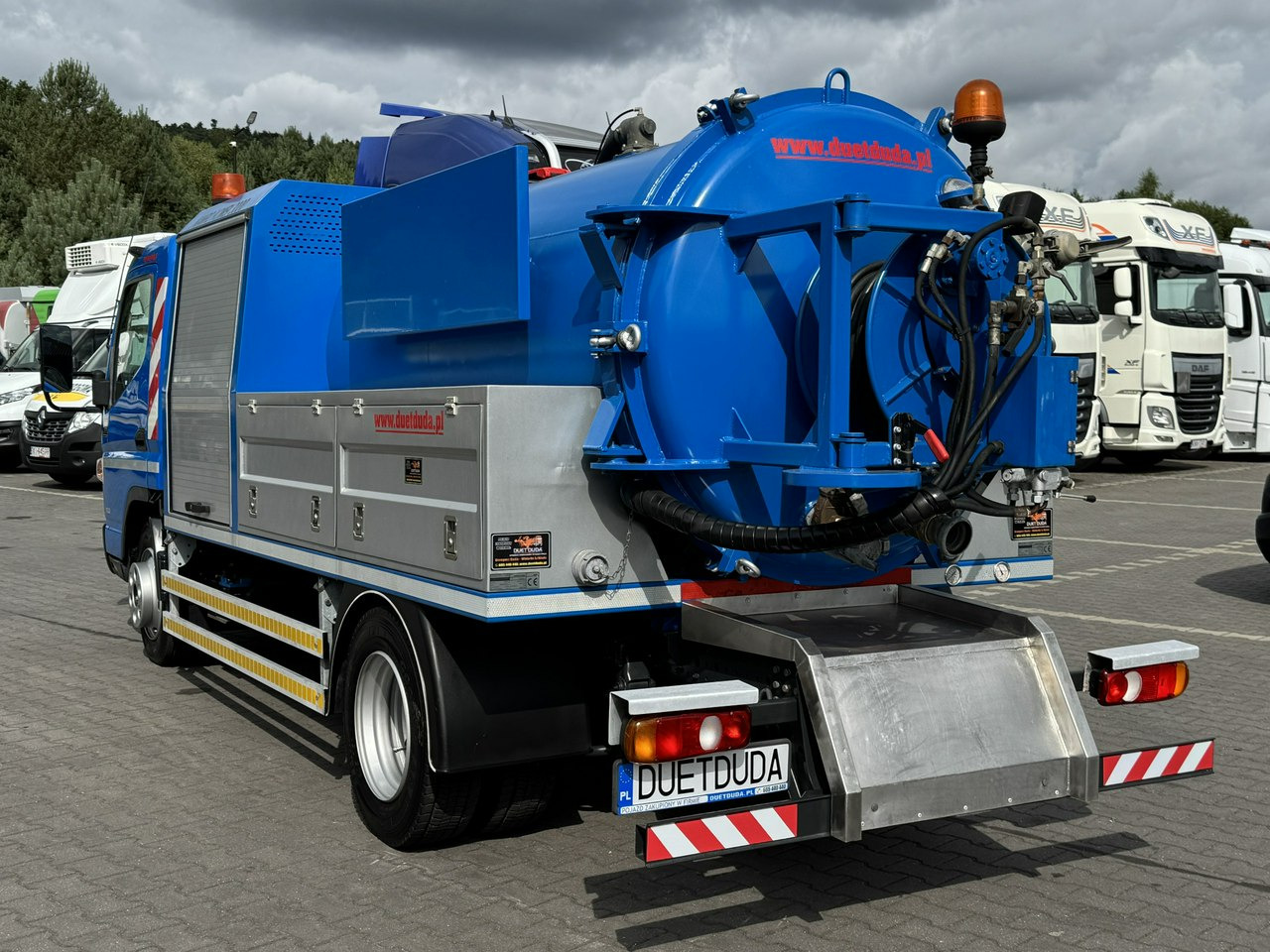 Camion hydrocureur Mitsubishi Canter 7C18 3.0/150 KM Asenizcyjny: photos 30