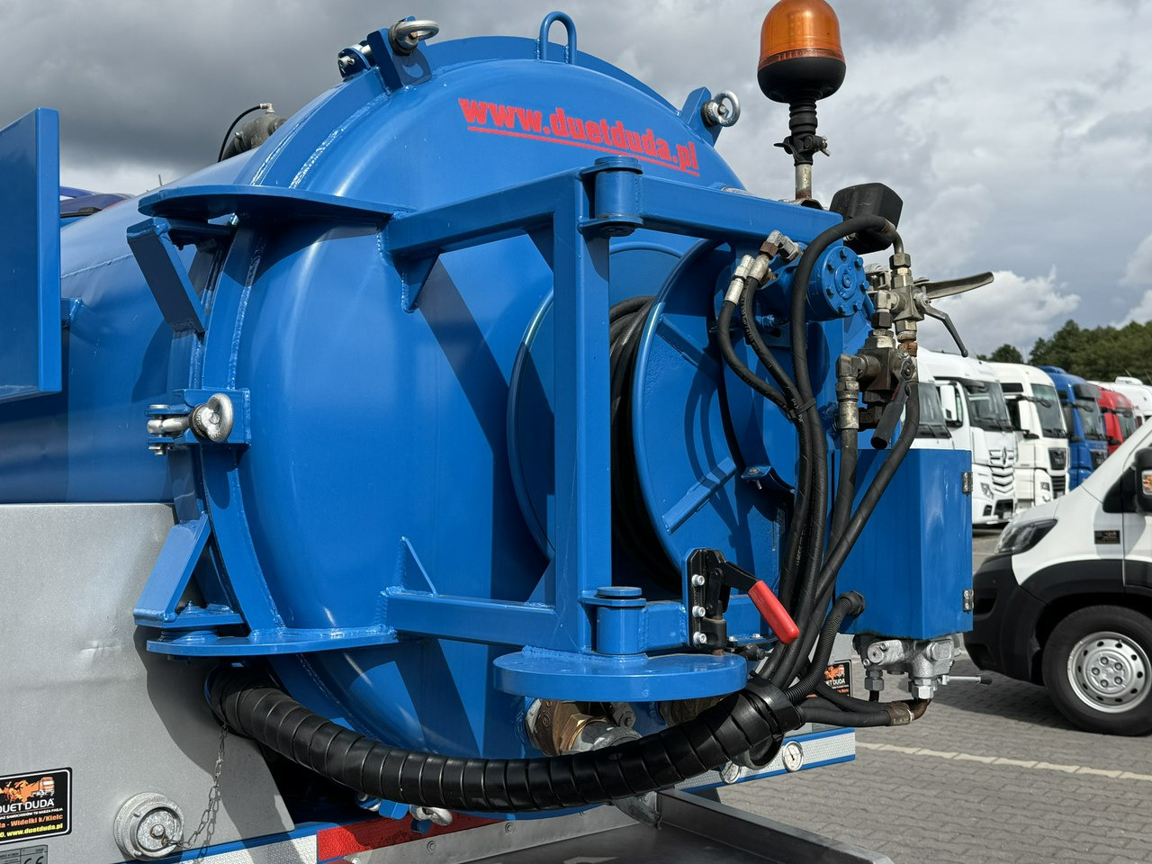 Camion hydrocureur Mitsubishi Canter 7C18 3.0/150 KM Asenizcyjny: photos 32