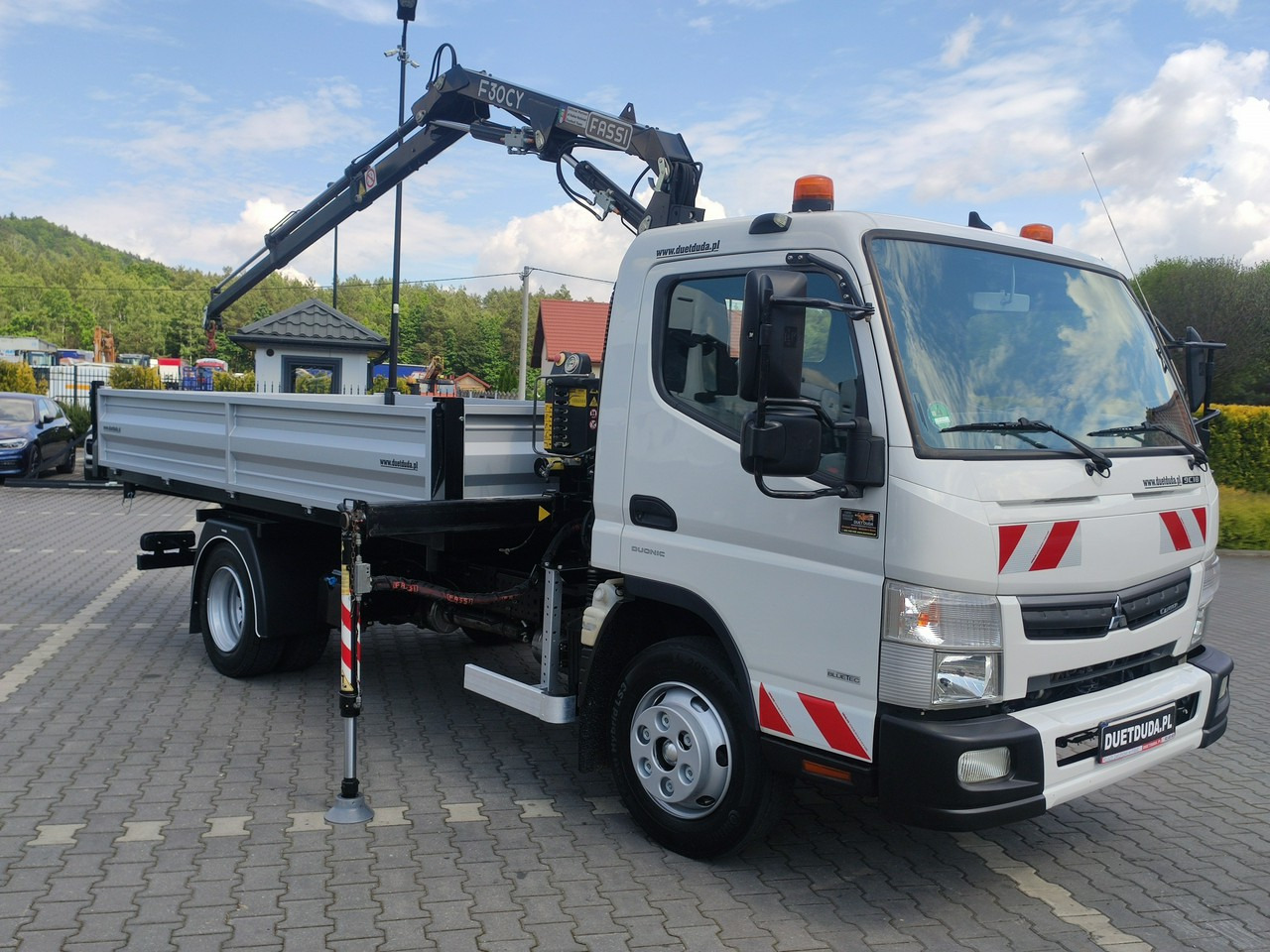 Mitsubishi Canter Fuso 9C18 3.0/180KM Automat, HDS FASSI F30 Wywrotka 3-str - Camion benne: photos 4 Mitsubishi Canter Fuso 9C18 3.0/180KM Automat, HDS FASSI F30 Wywrotka 3-str - Camion benne: photos 4