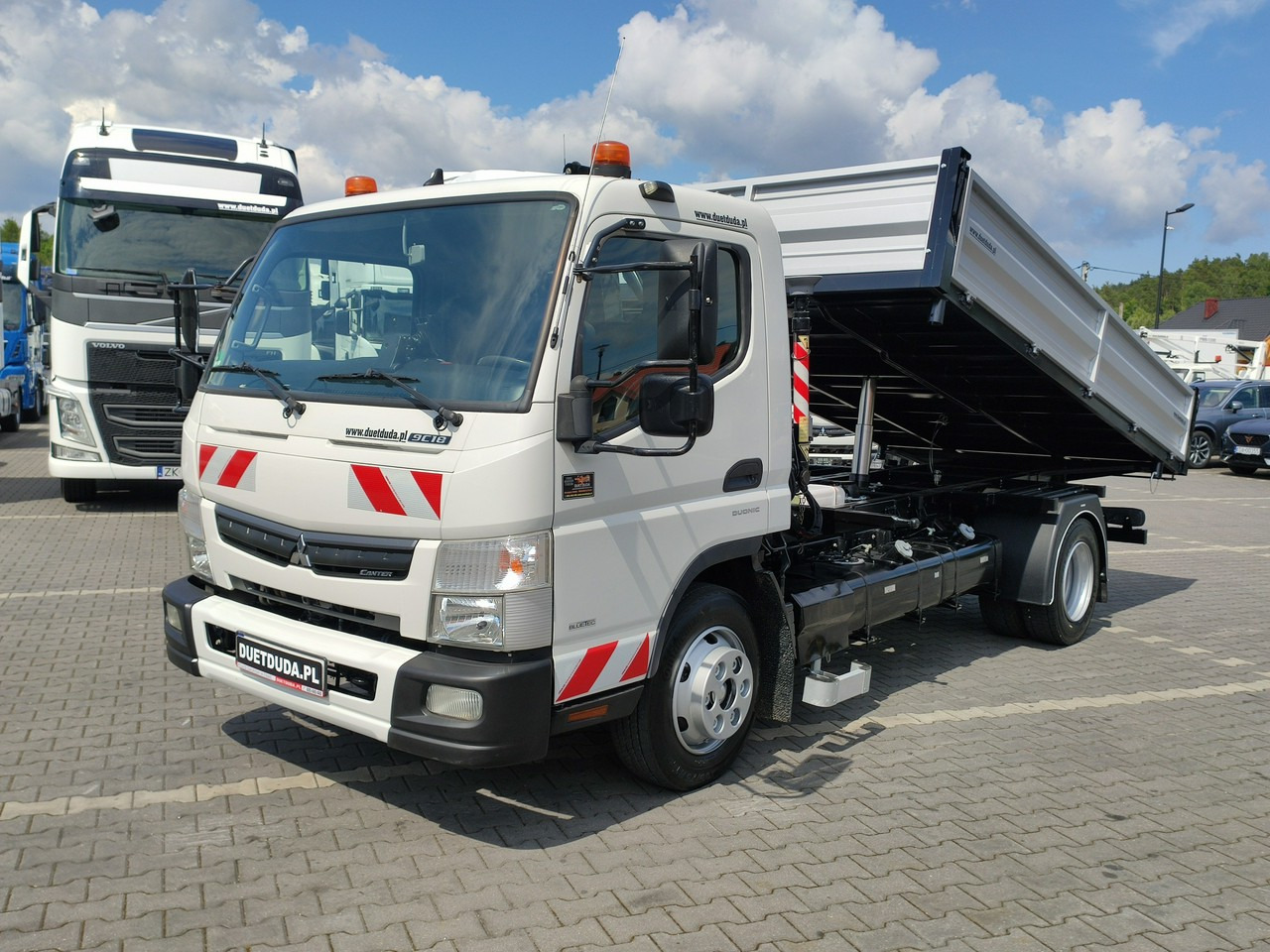 Mitsubishi Canter Fuso 9C18 3.0/180KM Automat, HDS FASSI F30 Wywrotka 3-str - Camion benne, Camion grue: photos 3 Mitsubishi Canter Fuso 9C18 3.0/180KM Automat, HDS FASSI F30 Wywrotka 3-str - Camion benne, Camion grue: photos 3