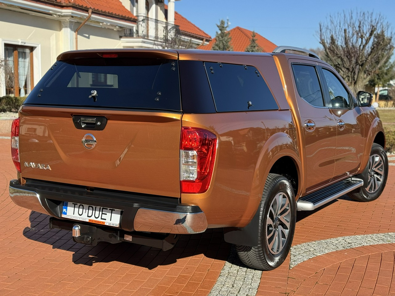 Pick-up Nissan Navara: photos 17