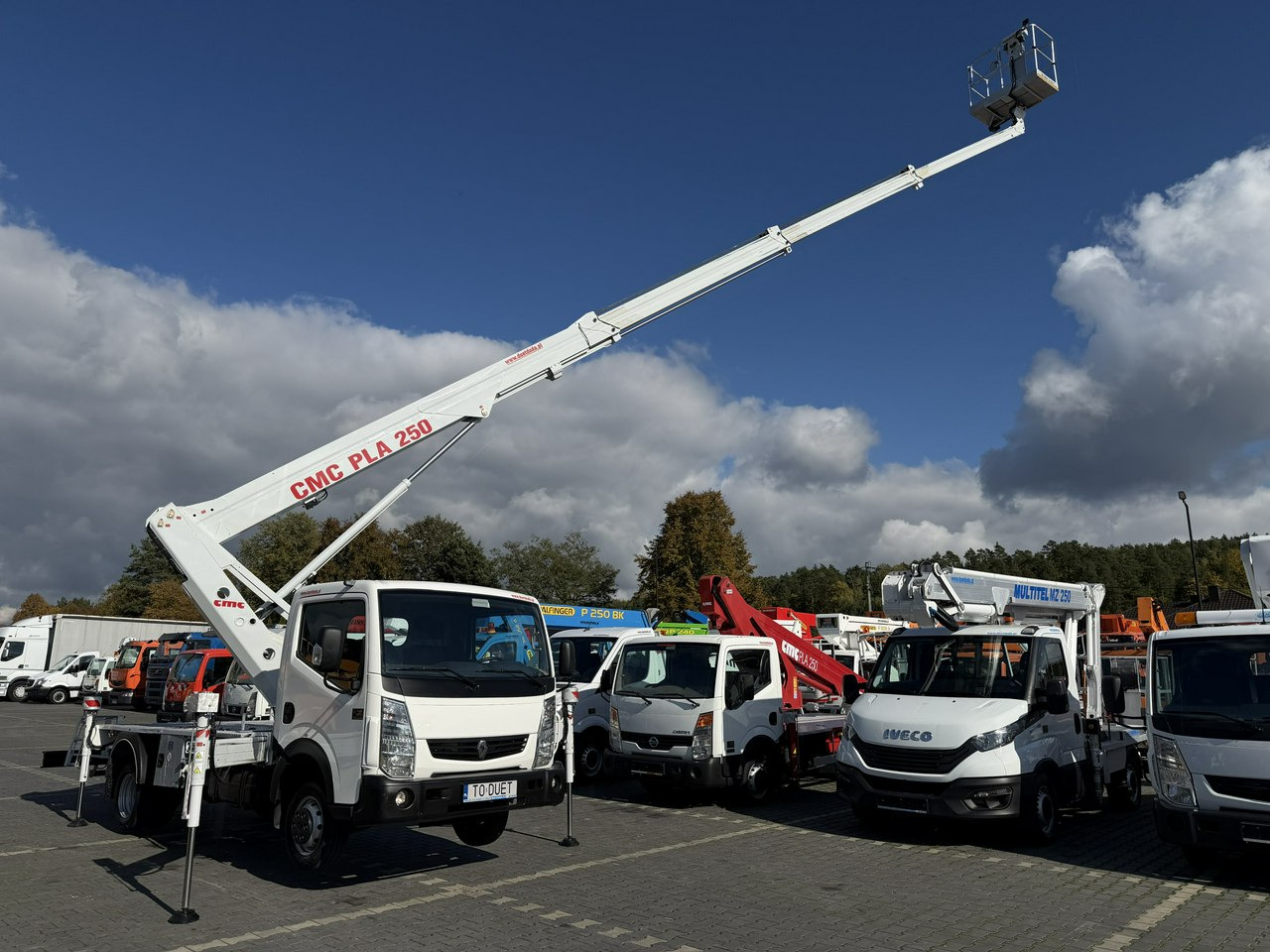 Renault Maxity - Camion avec nacelle: photos 5 Renault Maxity - Camion avec nacelle: photos 5