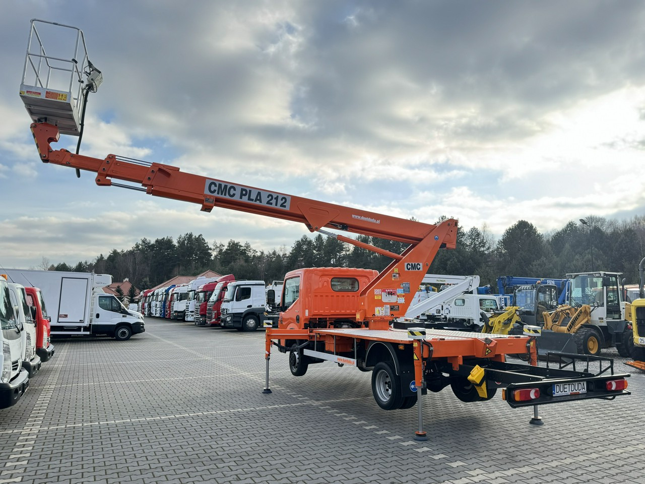 Camion avec nacelle Renault Maxity: photos 16