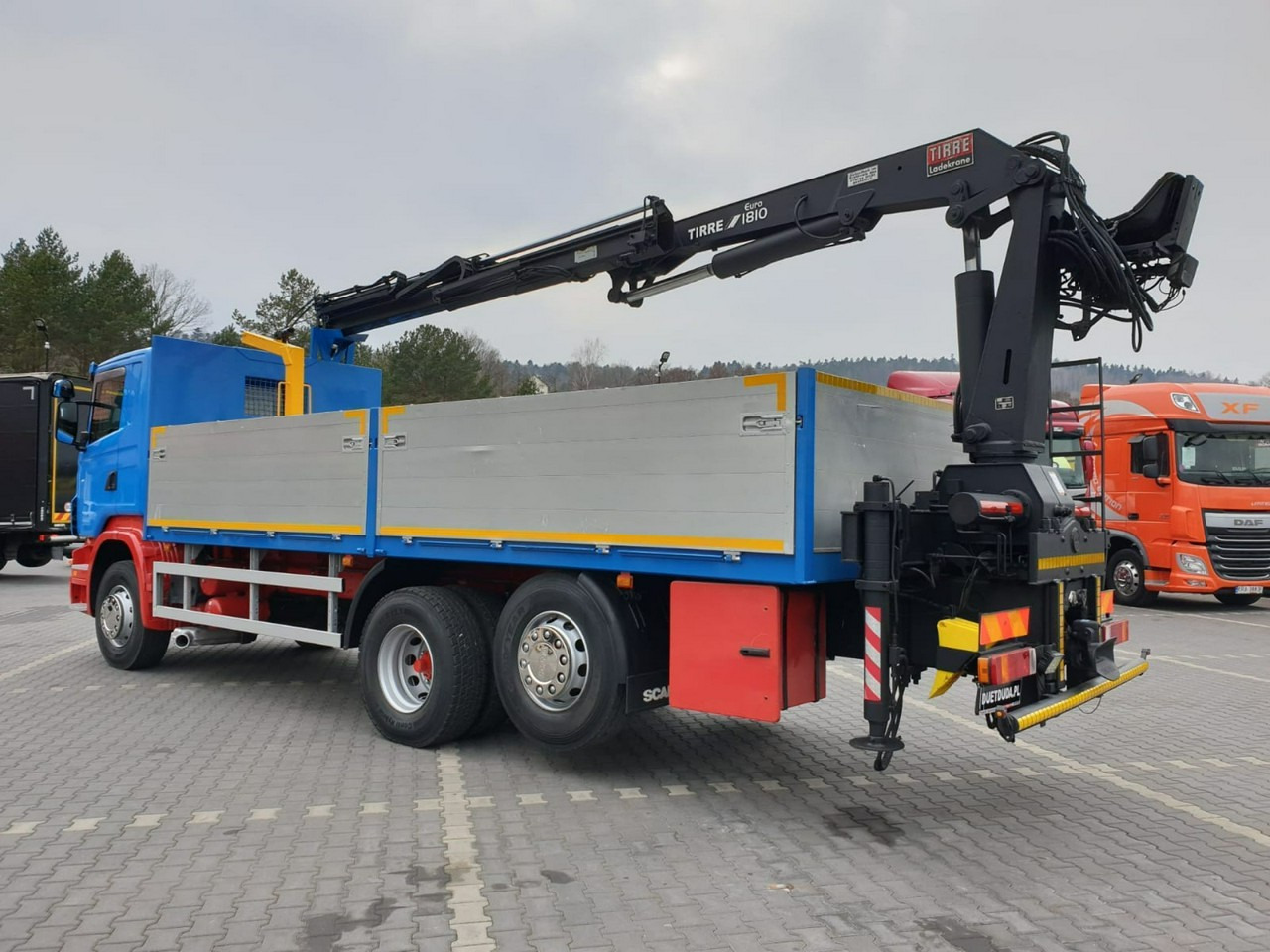 Camion plateau, Camion grue Scania R 400 LB 6x2 HDS Budowlanka Widły Oś Skrętna Super Stan: photos 21