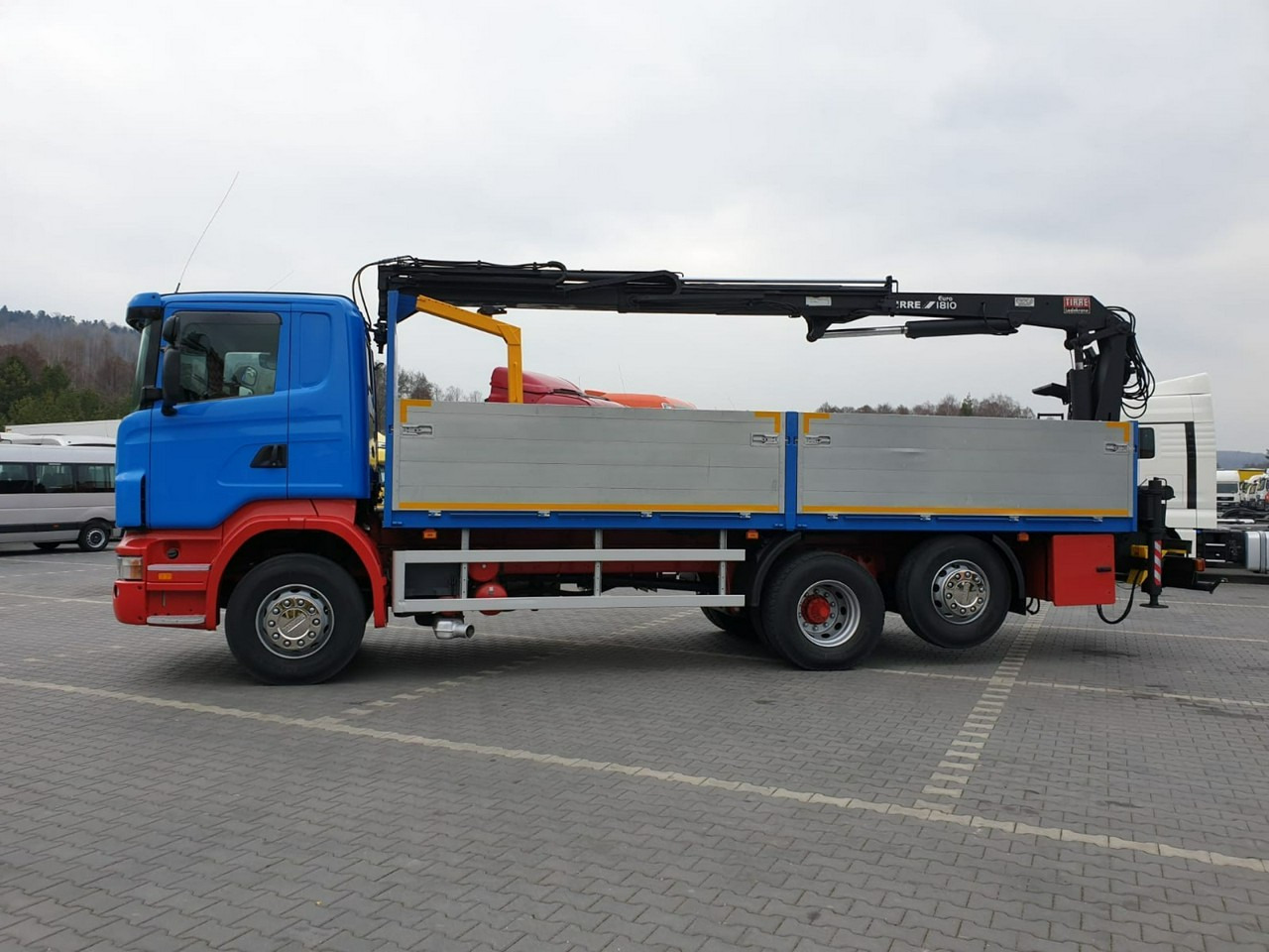 Camion plateau, Camion grue Scania R 400 LB 6x2 HDS Budowlanka Widły Oś Skrętna Super Stan: photos 6