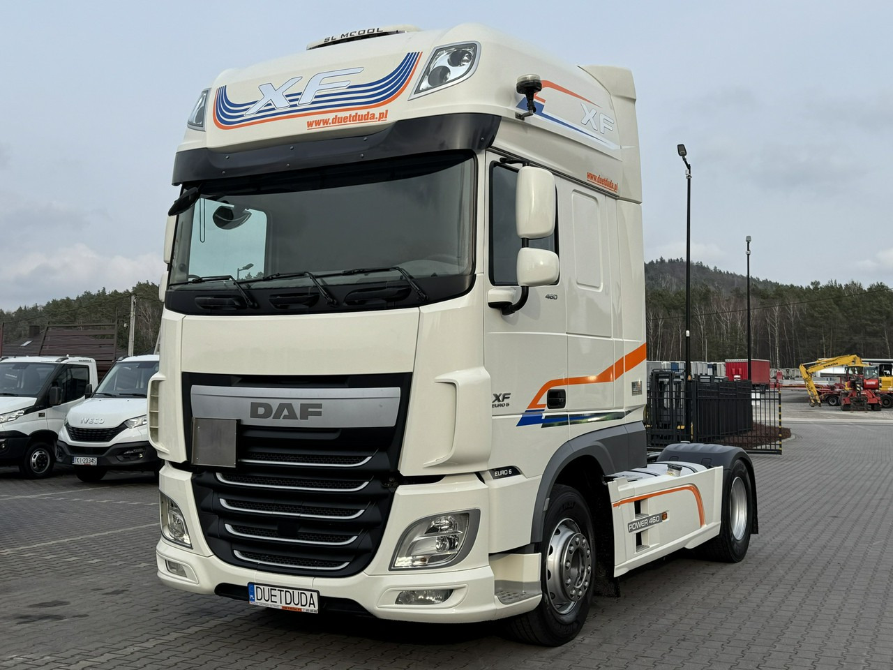 DAF XF 460 SSC E6 Standard Klima Postojowa - Tracteur routier: photos 3 DAF XF 460 SSC E6 Standard Klima Postojowa - Tracteur routier: photos 3