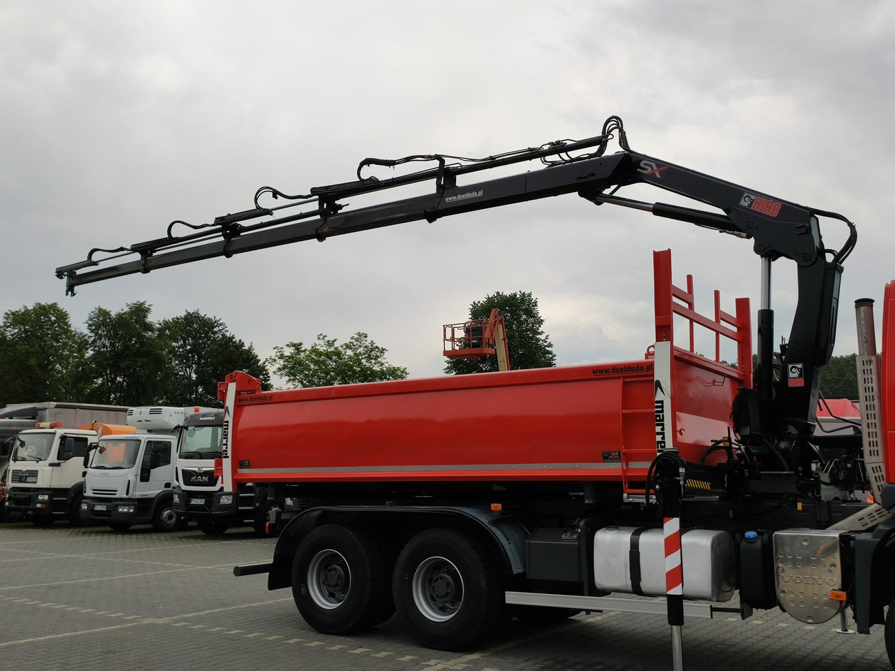 Volvo FMX 410 6x4 13L HDS Radiowy Hydroburta - Camion benne, Camion grue: photos 5 Volvo FMX 410 6x4 13L HDS Radiowy Hydroburta - Camion benne, Camion grue: photos 5