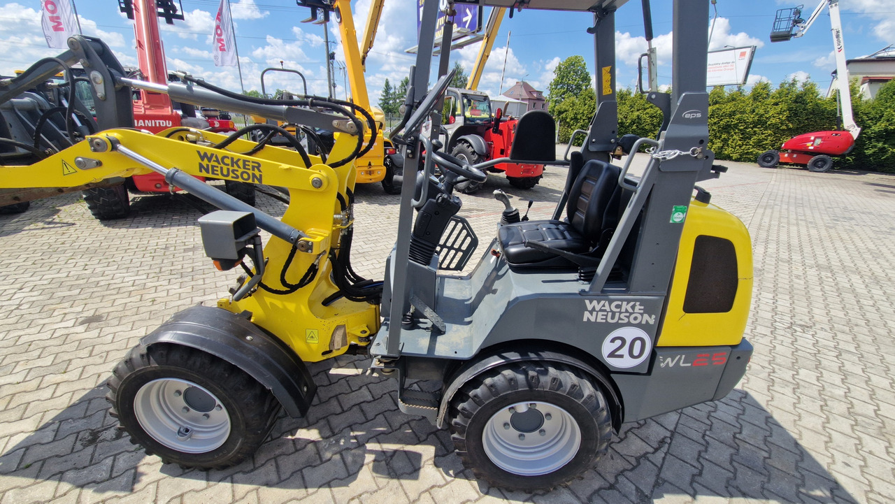 Chargeuse sur pneus WACKER NEUSON WL 25: photos 9 Chargeuse sur pneus WACKER NEUSON WL 25: photos 9