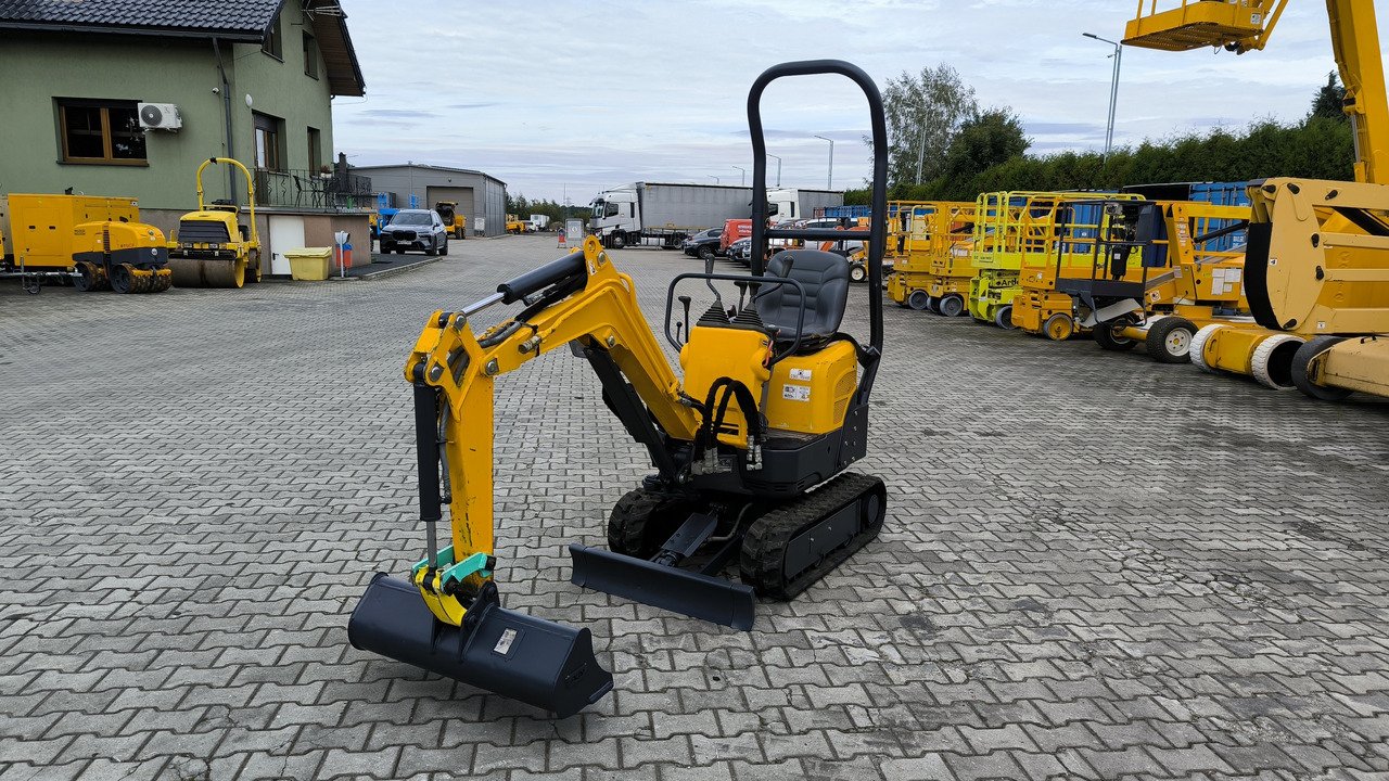YANMAR SV 08 – 1A(S) - Mini pelle: photos 1 YANMAR SV 08 – 1A(S) - Mini pelle: photos 1