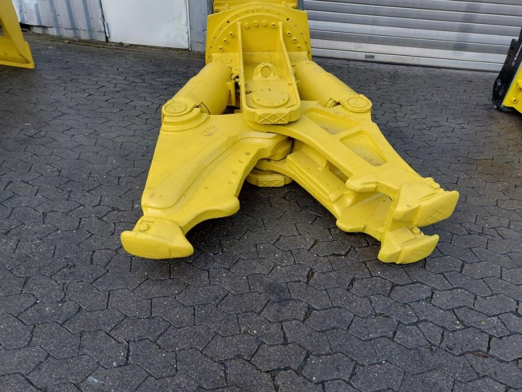 Atlas Copco CC2500 - Cisaille de démolition: photos 5 Atlas Copco CC2500 - Cisaille de démolition: photos 5