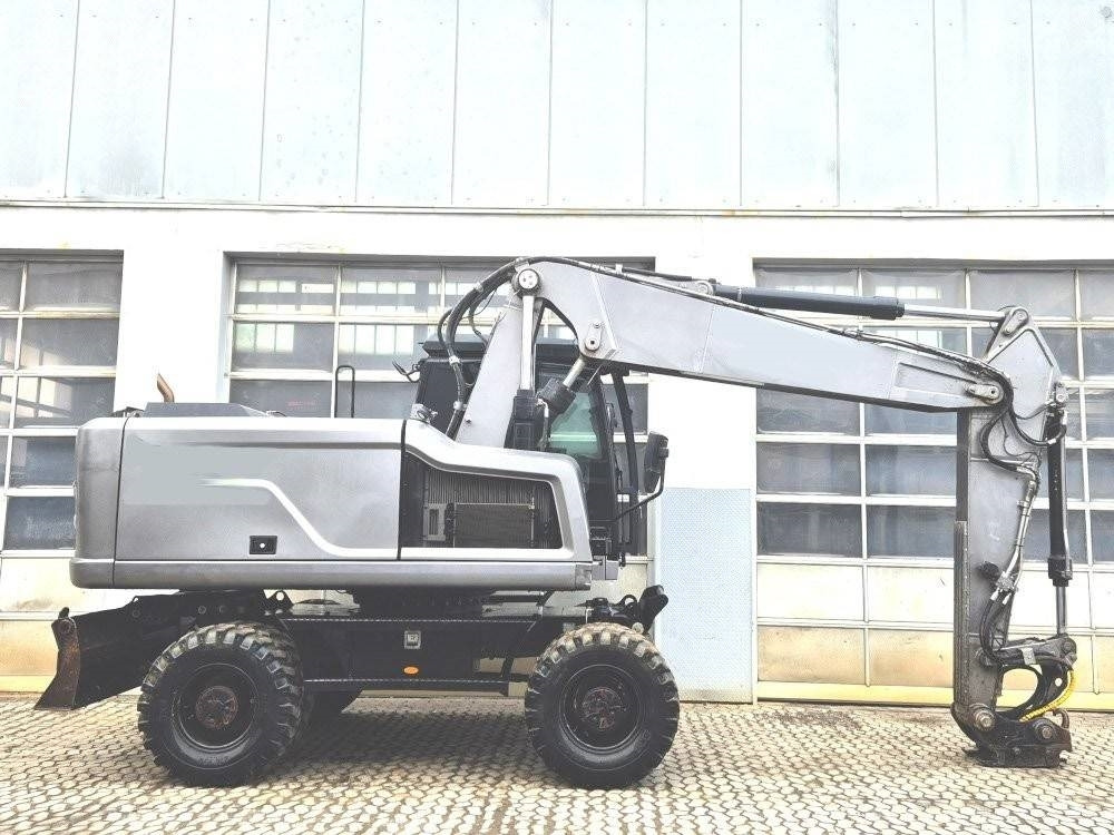 CAT M 320 F - Pelle sur pneus: photos 5 CAT M 320 F - Pelle sur pneus: photos 5