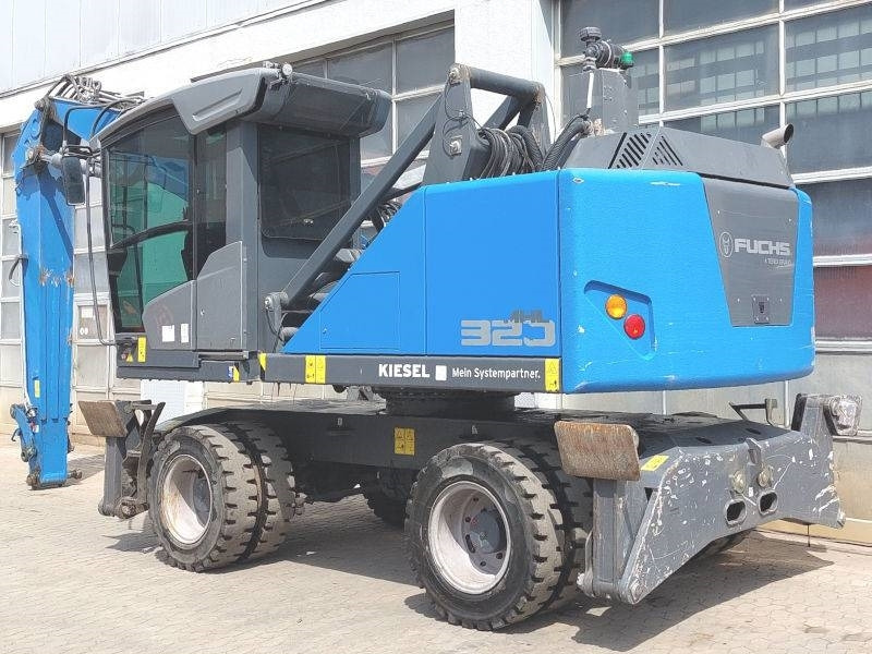 Fuchs MHL 320 F - Pelle de manutention: photos 3 Fuchs MHL 320 F - Pelle de manutention: photos 3