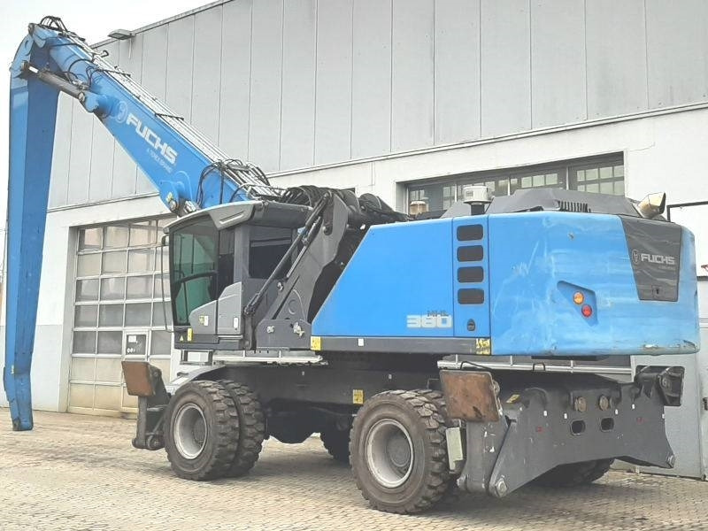 Fuchs MHL 380 F - Pelle de manutention: photos 3 Fuchs MHL 380 F - Pelle de manutention: photos 3