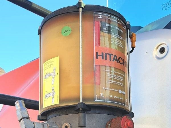 Chargeuse sur pneus Hitachi ZW 310-6: photos 9