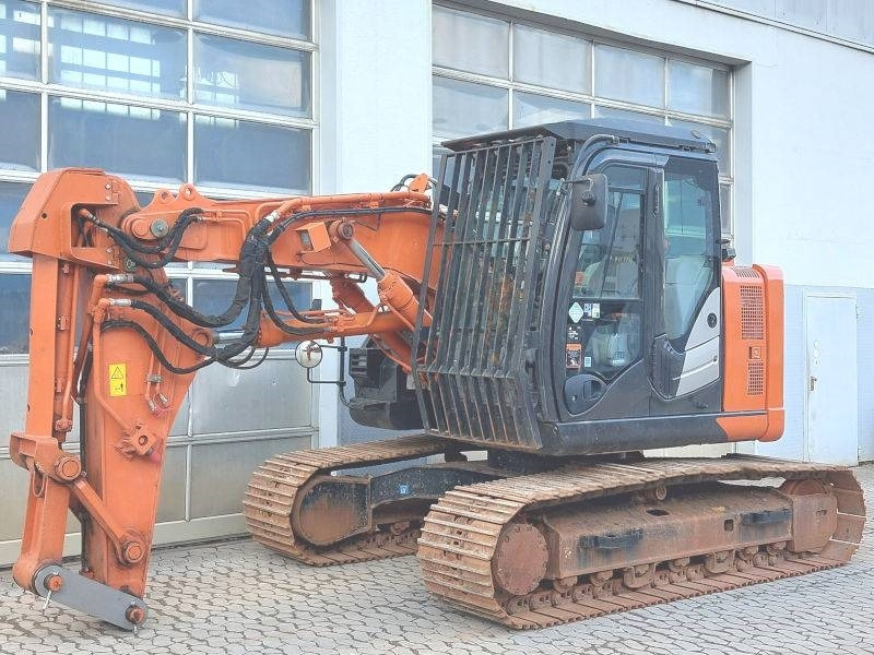 Hitachi ZX 135 US-6 Short reach front tunnel excavator - Pelle sur chenille: photos 2 Hitachi ZX 135 US-6 Short reach front tunnel excavator - Pelle sur chenille: photos 2