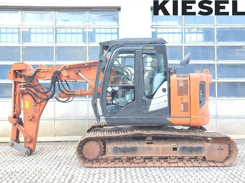 Hitachi ZX 135 US-6 Short reach front tunnel excavator - Pelle sur chenille: photos 1 Hitachi ZX 135 US-6 Short reach front tunnel excavator - Pelle sur chenille: photos 1