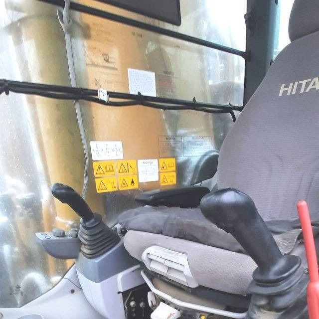 Pelle sur chenille Hitachi ZX 490 LCH-6: photos 11