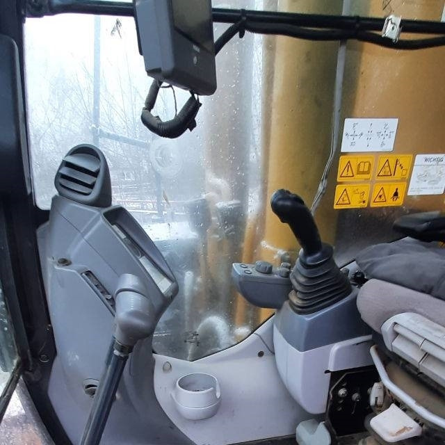 Pelle sur chenille Hitachi ZX 490 LCH-6: photos 12