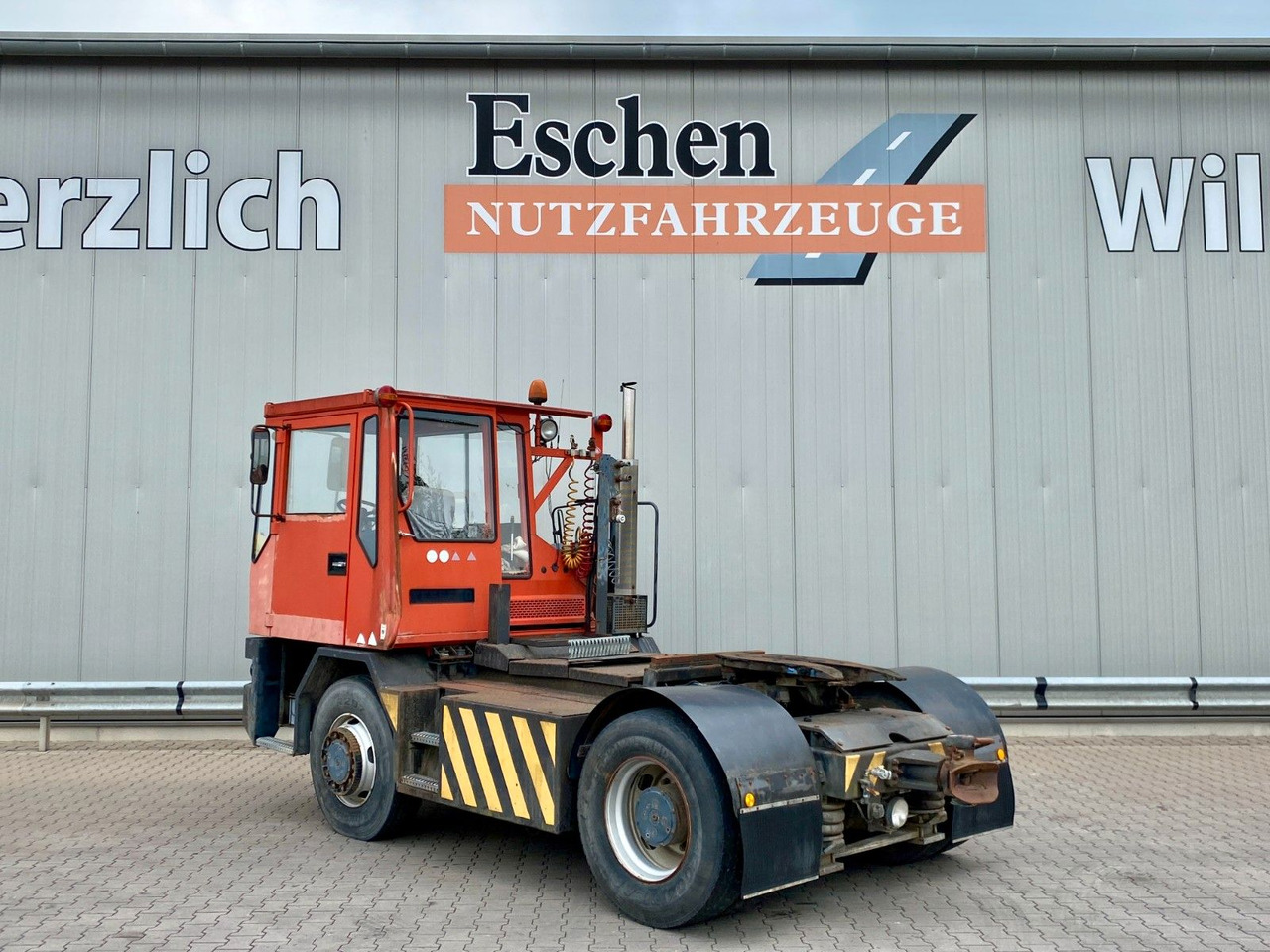 Terberg RT20 4x4 Rangierfahrzeug | Automatik - Camion: photos 3 Terberg RT20 4x4 Rangierfahrzeug | Automatik - Camion: photos 3