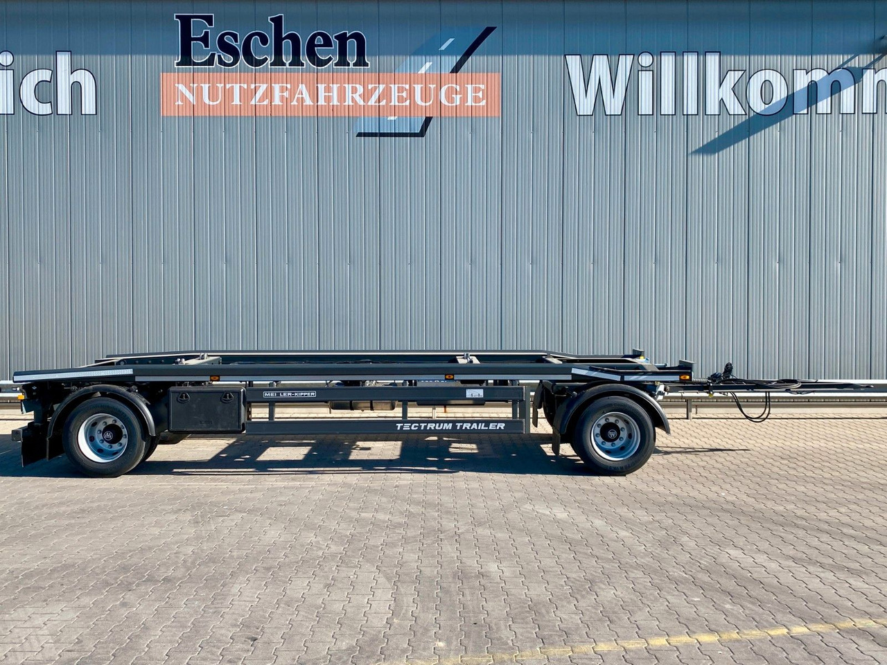 Meiller MG 18 ZO 5,4 NEU*Rückfahrkamera*Werkzeugkasten Meiller MG 18 ZO 5,4 | NEU*Rückfahrkamera*Werkzeugkasten - Remorque ampliroll/ Multibenne: photos 5 Meiller MG 18 ZO 5,4 NEU*Rückfahrkamera*Werkzeugkasten Meiller MG 18 ZO 5,4 | NEU*Rückfahrkamera*Werkzeugkasten - Remorque ampliroll/ Multibenne: photos 5