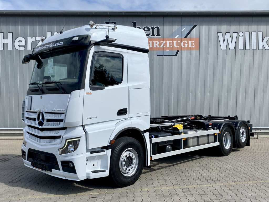 Mercedes-Benz 2545 L 6x2 Actros MP5 - Camion ampliroll: photos 2 Mercedes-Benz 2545 L 6x2 Actros MP5 - Camion ampliroll: photos 2