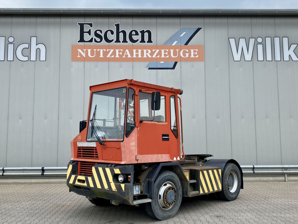 Terberg RT 20 4x4 Rangierfahrzeug - Tracteur portuaire: photos 1 Terberg RT 20 4x4 Rangierfahrzeug - Tracteur portuaire: photos 1