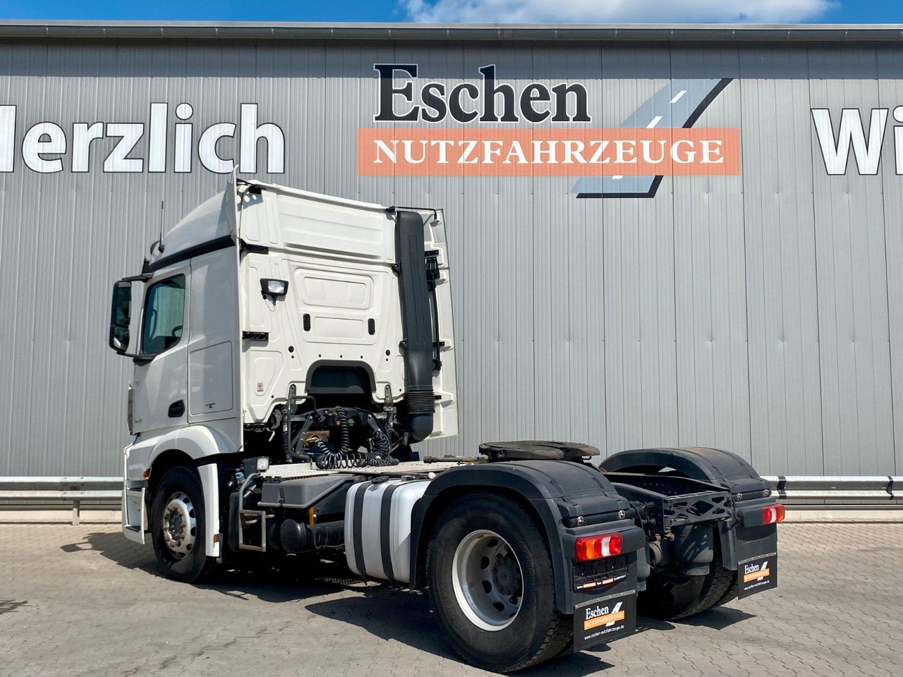 Mercedes-Benz 1843 LS Actros | Kipphydraulik*1.Hand*Alufelgen - Tracteur routier: photos 3 Mercedes-Benz 1843 LS Actros | Kipphydraulik*1.Hand*Alufelgen - Tracteur routier: photos 3
