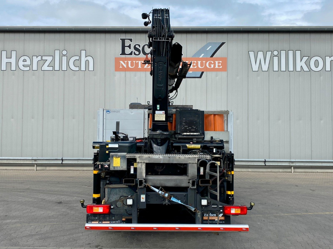 Volvo FMX 420 8x4 | Fassi F255AC2.24XE*FUNK*Fly-Jib*AC - Camion plateau, Camion grue: photos 5 Volvo FMX 420 8x4 | Fassi F255AC2.24XE*FUNK*Fly-Jib*AC - Camion plateau, Camion grue: photos 5