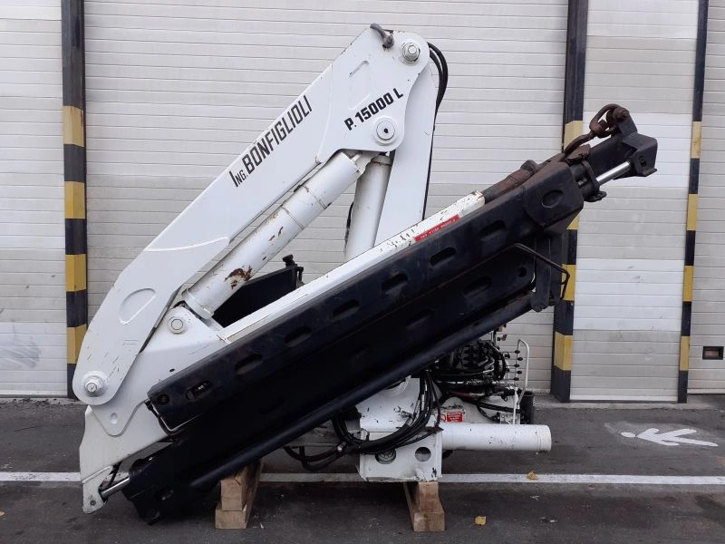 Grúa Bonfiglioli P.15000L - Grue auxiliaire pour Camion: photos 4 Grúa Bonfiglioli P.15000L - Grue auxiliaire pour Camion: photos 4