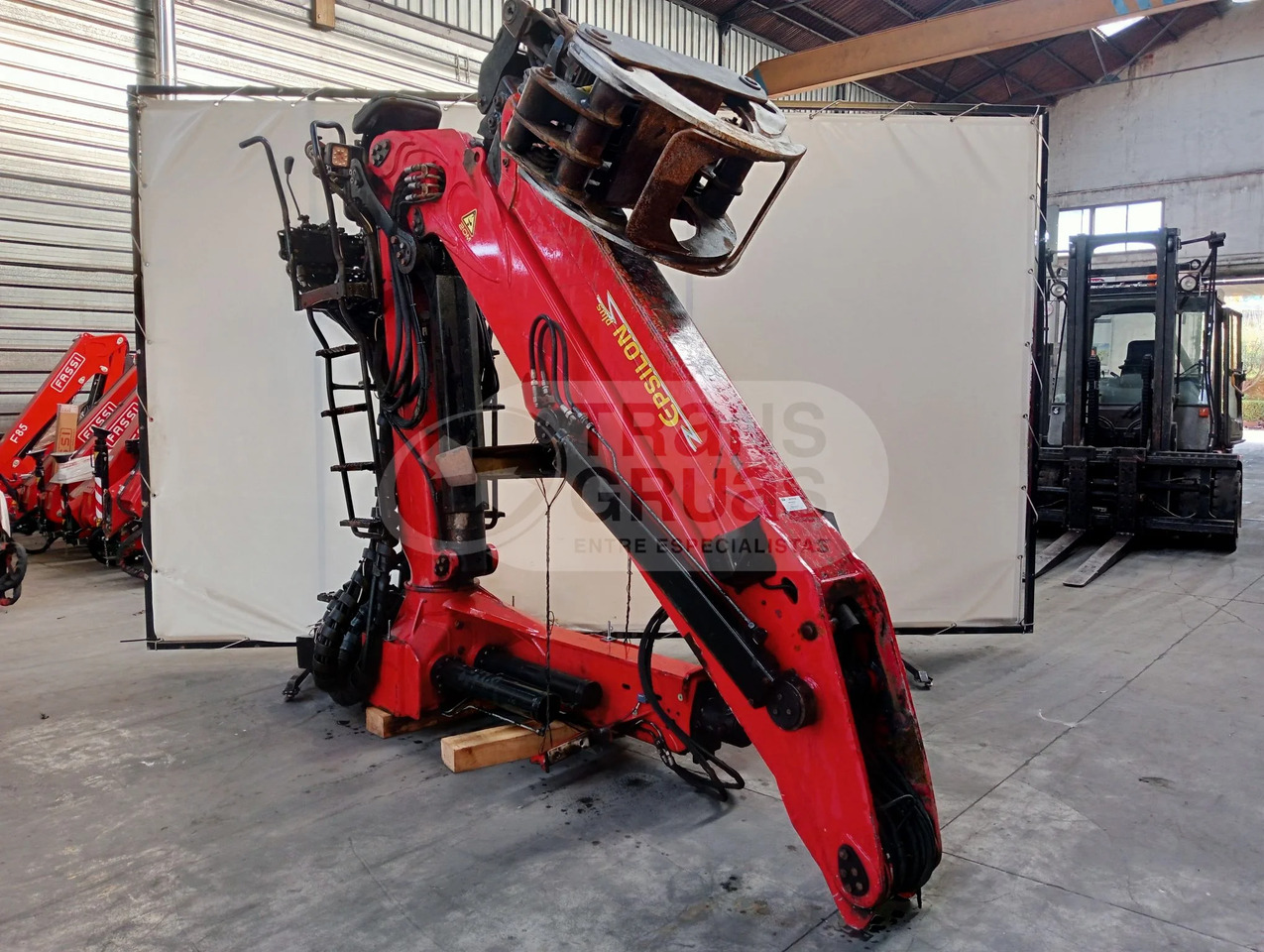 Grúa forestal Epsilon Q170Z96 - Grue auxiliaire pour Matériel forestier: photos 4 Grúa forestal Epsilon Q170Z96 - Grue auxiliaire pour Matériel forestier: photos 4