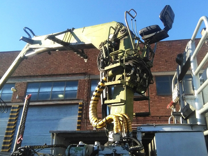 Grúa forestal Loglift F241 - Grue auxiliaire pour Matériel forestier: photos 4 Grúa forestal Loglift F241 - Grue auxiliaire pour Matériel forestier: photos 4