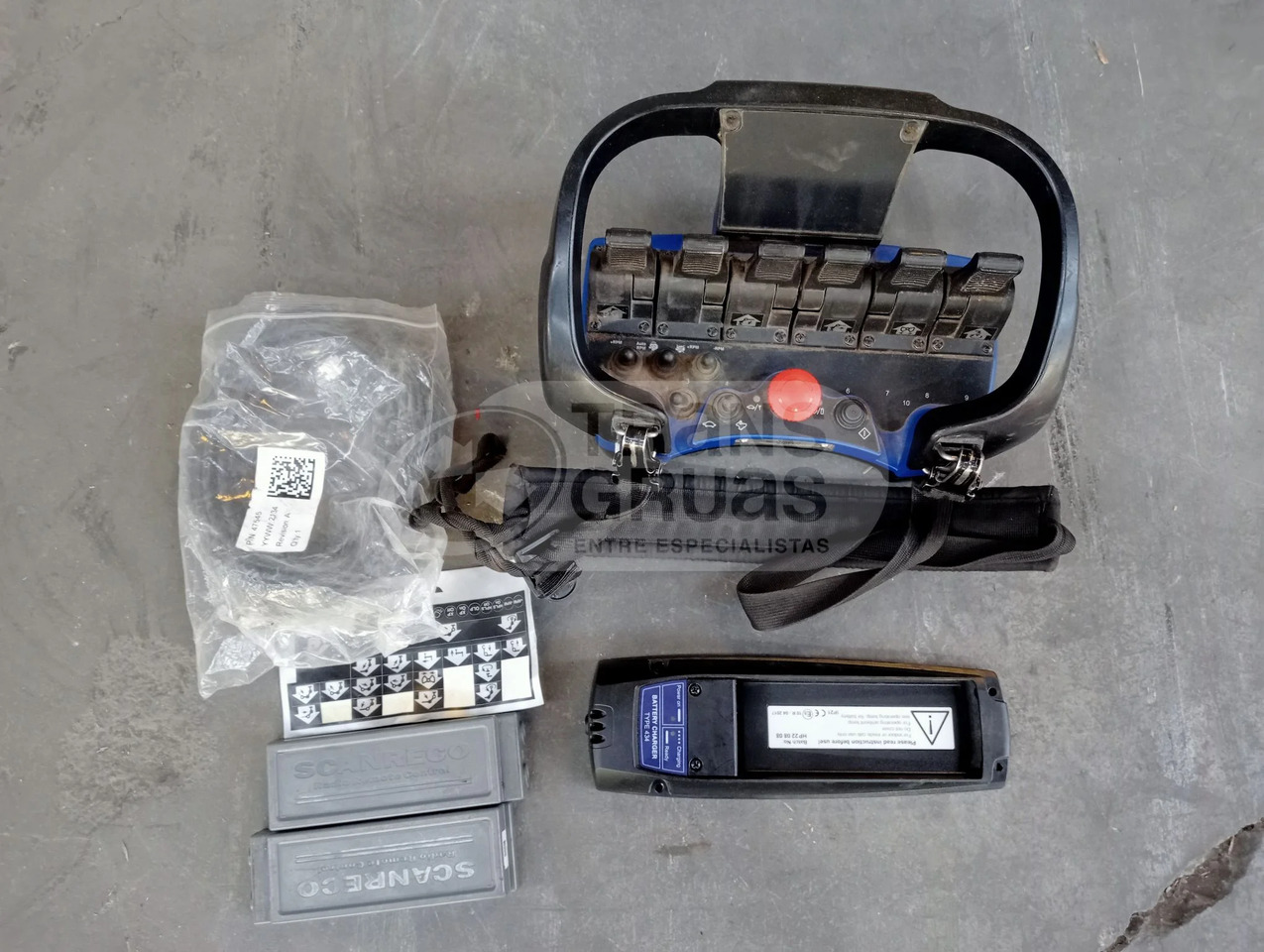 Grúa hidráulica DN 15055 - Grue auxiliaire: photos 5 Grúa hidráulica DN 15055 - Grue auxiliaire: photos 5