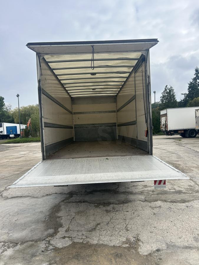 DAF LF 210 - Camion fourgon: photos 3 DAF LF 210 - Camion fourgon: photos 3