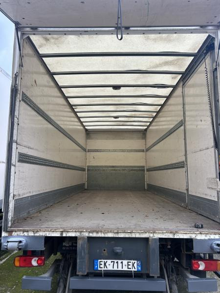 DAF LF 210 - Camion fourgon: photos 3 DAF LF 210 - Camion fourgon: photos 3