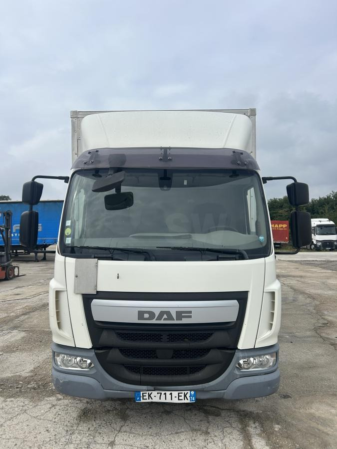 DAF LF 210 - Camion fourgon: photos 1 DAF LF 210 - Camion fourgon: photos 1