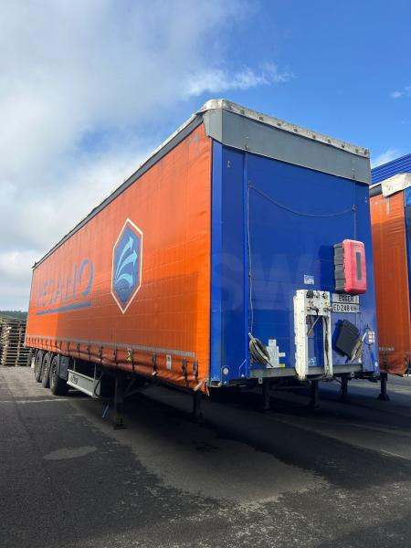 Fliegl - Semi-remorque rideaux coulissants: photos 1 Fliegl - Semi-remorque rideaux coulissants: photos 1