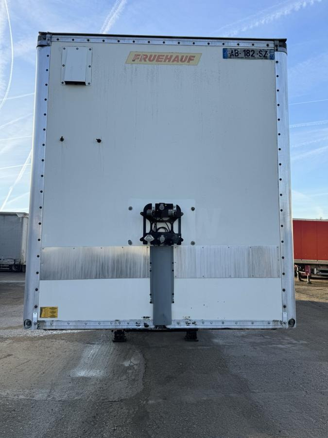 Fruehauf - Semi-remorque fourgon: photos 2 Fruehauf - Semi-remorque fourgon: photos 2