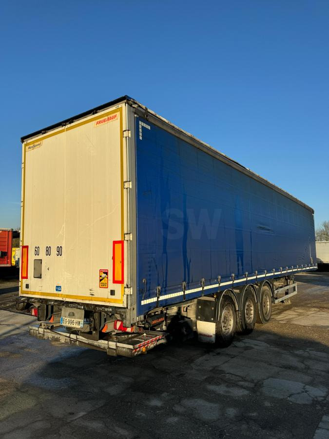 Fruehauf - Semi-remorque rideaux coulissants: photos 1 Fruehauf - Semi-remorque rideaux coulissants: photos 1