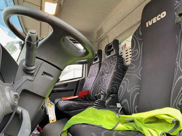 Iveco Eurocargo 120E22 - Camion fourgon: photos 5 Iveco Eurocargo 120E22 - Camion fourgon: photos 5