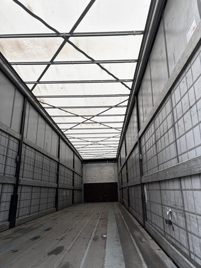 Kögel - Semi-remorque rideaux coulissants: photos 3 Kögel - Semi-remorque rideaux coulissants: photos 3