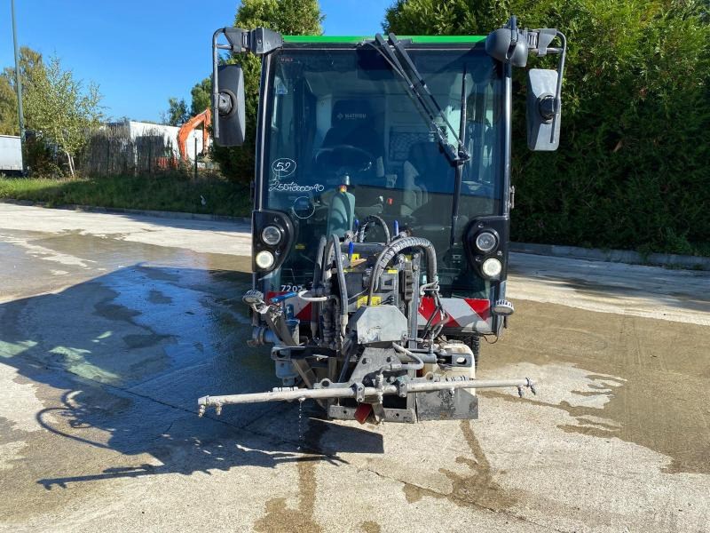 Mathieu Azura MC210 - Balayeuse de voirie: photos 4 Mathieu Azura MC210 - Balayeuse de voirie: photos 4